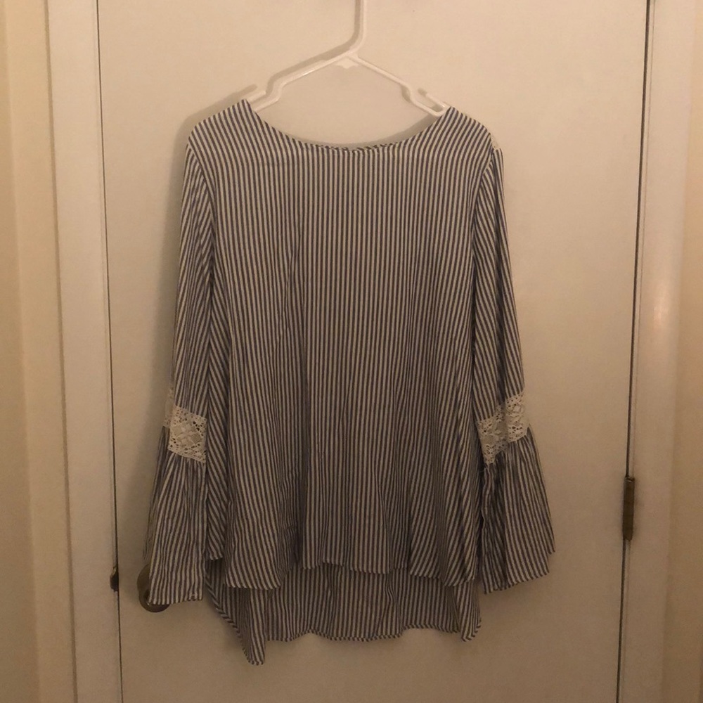 Jane and Delancey stripped blouse